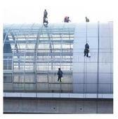 一流服務(wù)值得放心 重慶高空外墻清洗與建筑物清潔服務(wù)