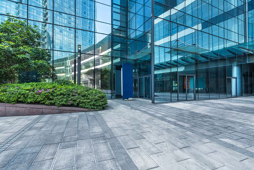 智能建筑為何呼喚智能清潔 構建高效、健康與可持續的運營閉環